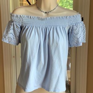 NWT Off-the-shoulder Top w/Eyelet Sleeves